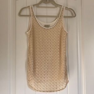 Tank top with gold detail in the front